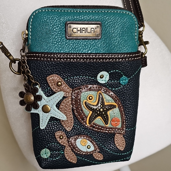 Chala Swimming Turtles with Starfish Crossbody Vegan Leather Bag - Picture 2 of 13